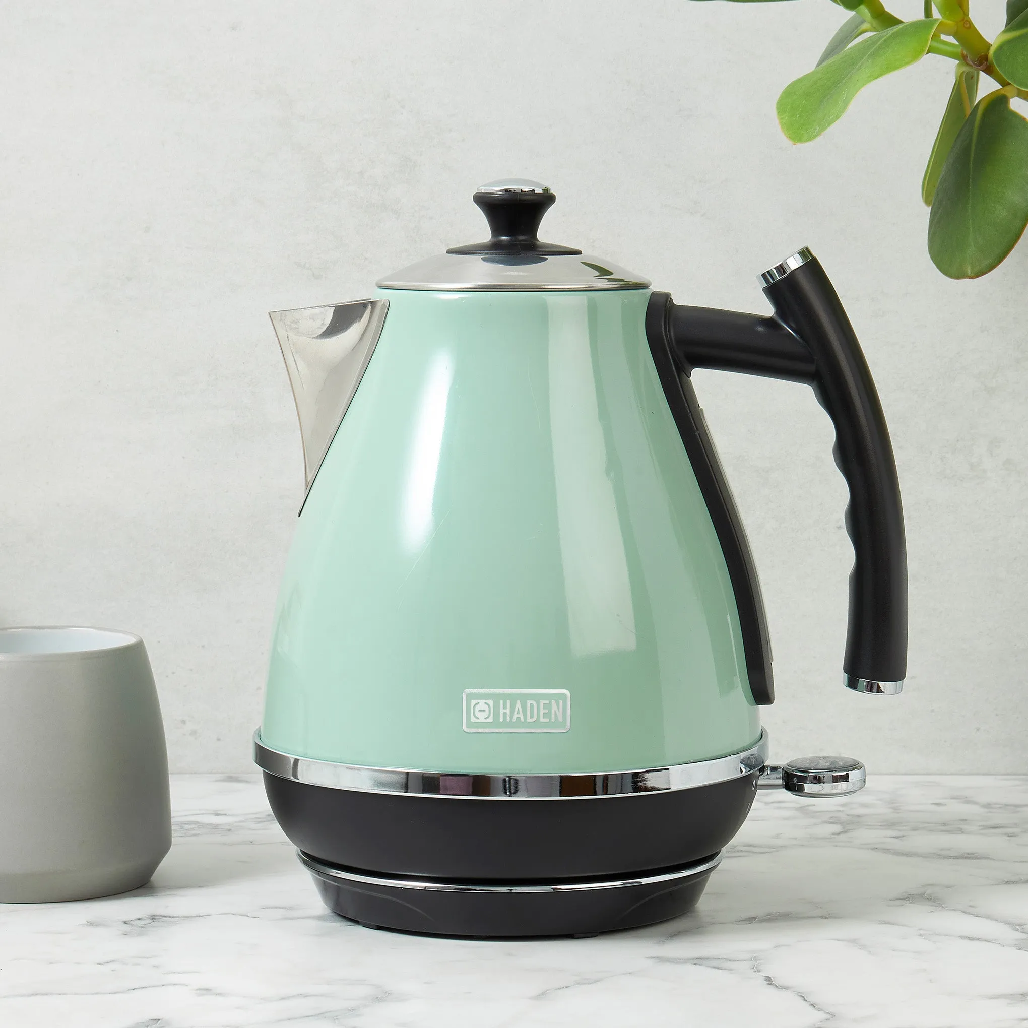 Haden Cotswold Sage Kettle