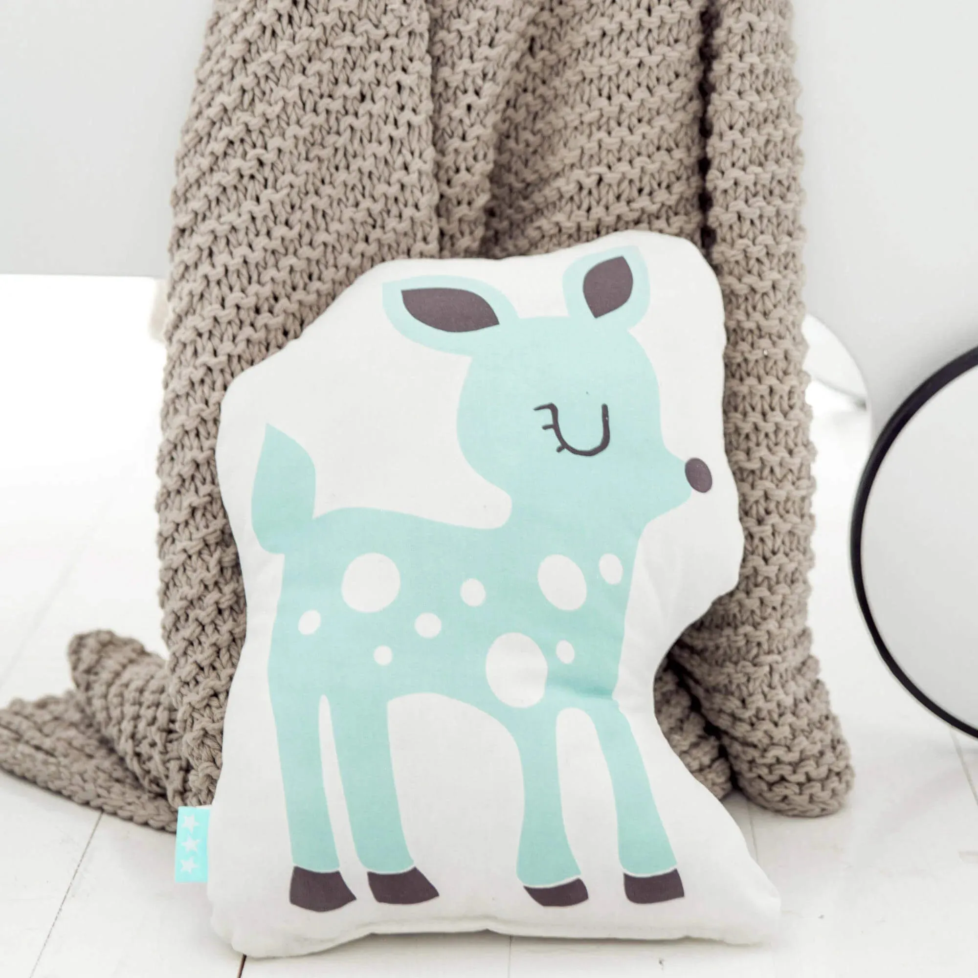 Happy Friday Woodland Cushion 40x30 cm