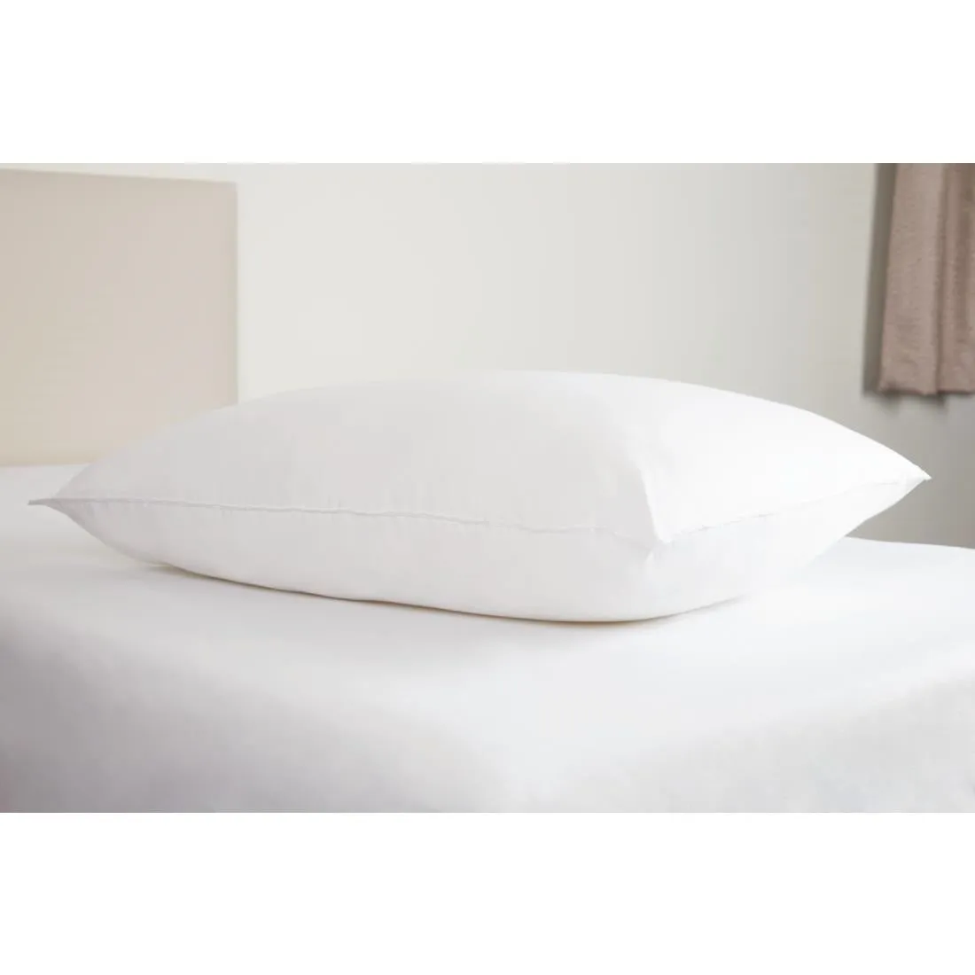 HR101 Mitre Essentials Hollo Pillow