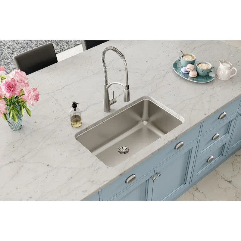 Lustertone Classic 18.5" x 30.5" x 11.5" Stainless Steel Single-Basin Undermount Kitchen Sink with Perfect Drain