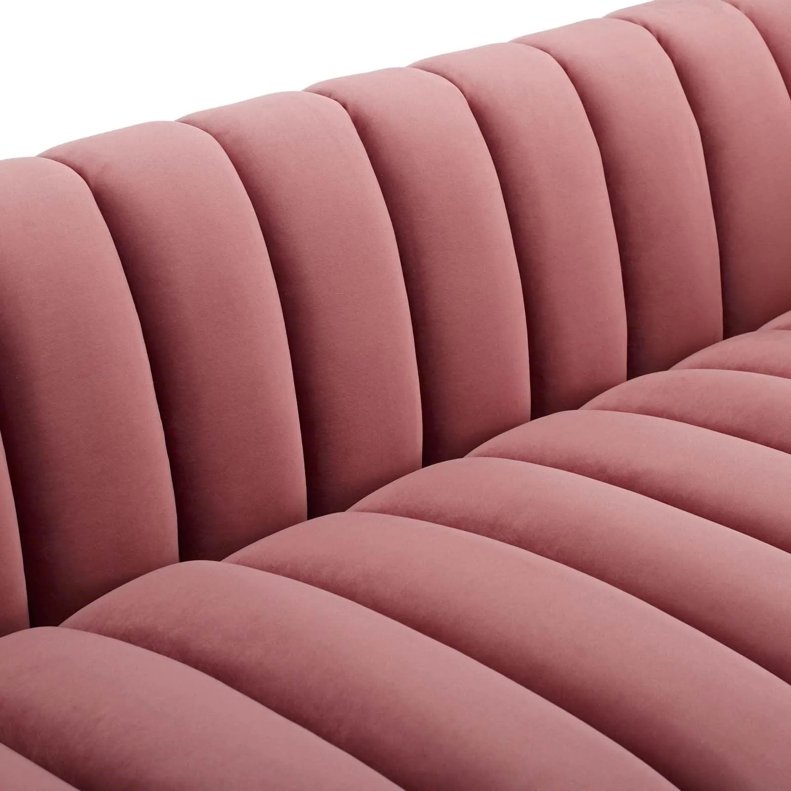 Lyla Tufted Velvet Sofa in Dusty Rose